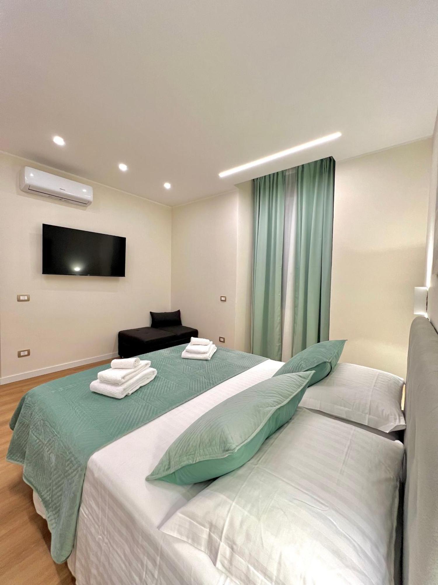 The Dream Apartment 100 M Dal Mare Savona Exterior photo